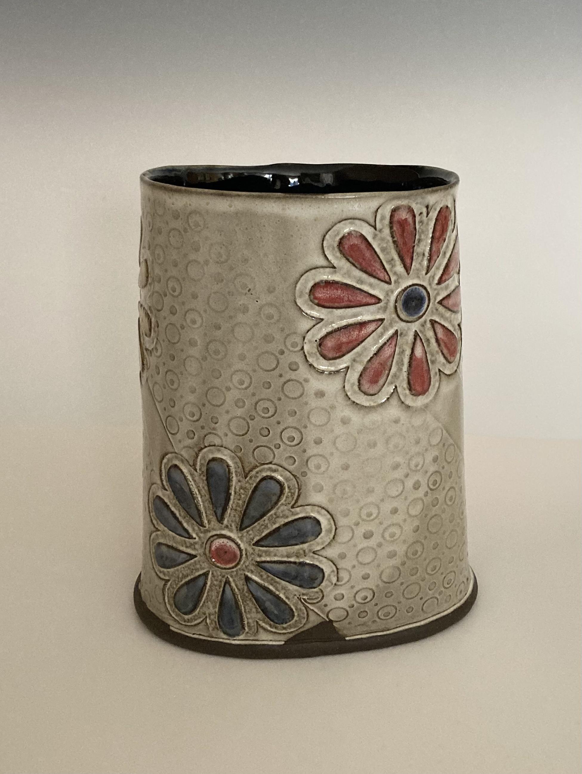 Kitchen utensil holder